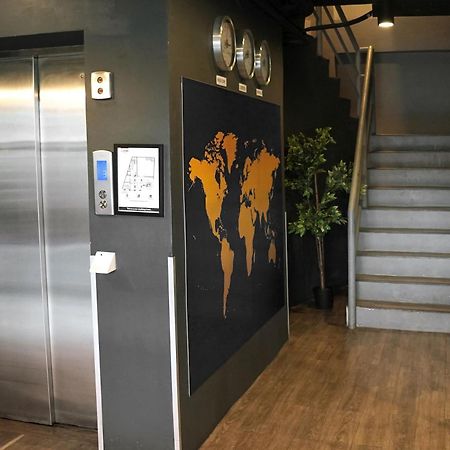 Mystay Hotel Bgc East Makati City Buitenkant foto